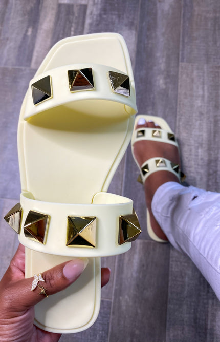 Unmatched Studded Slide - Buttercup